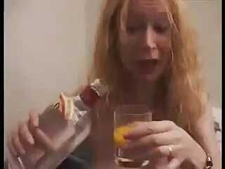 Arab nő baszik az ingyenmagyarporno üres házban